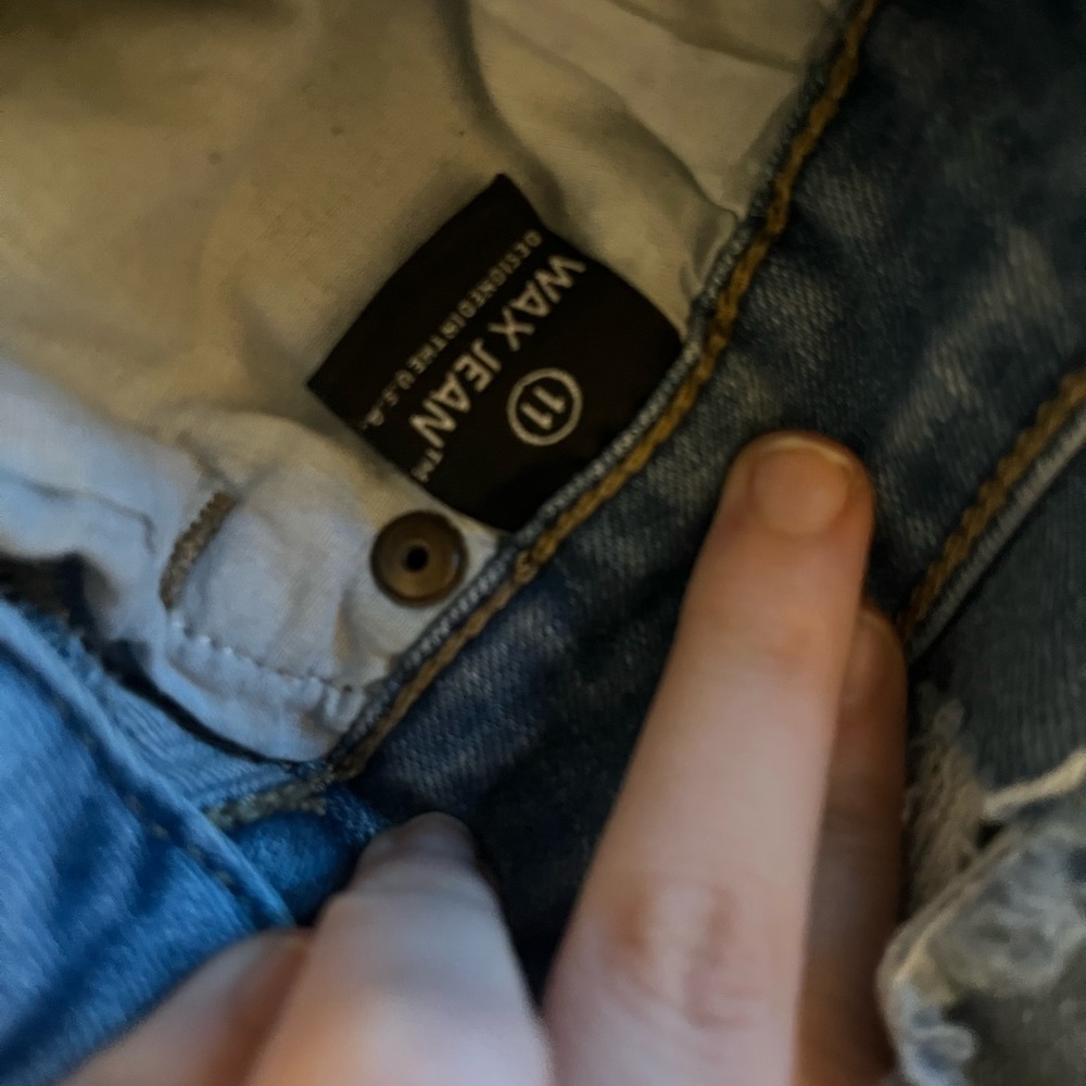 Jeans - Picture 2 of 2